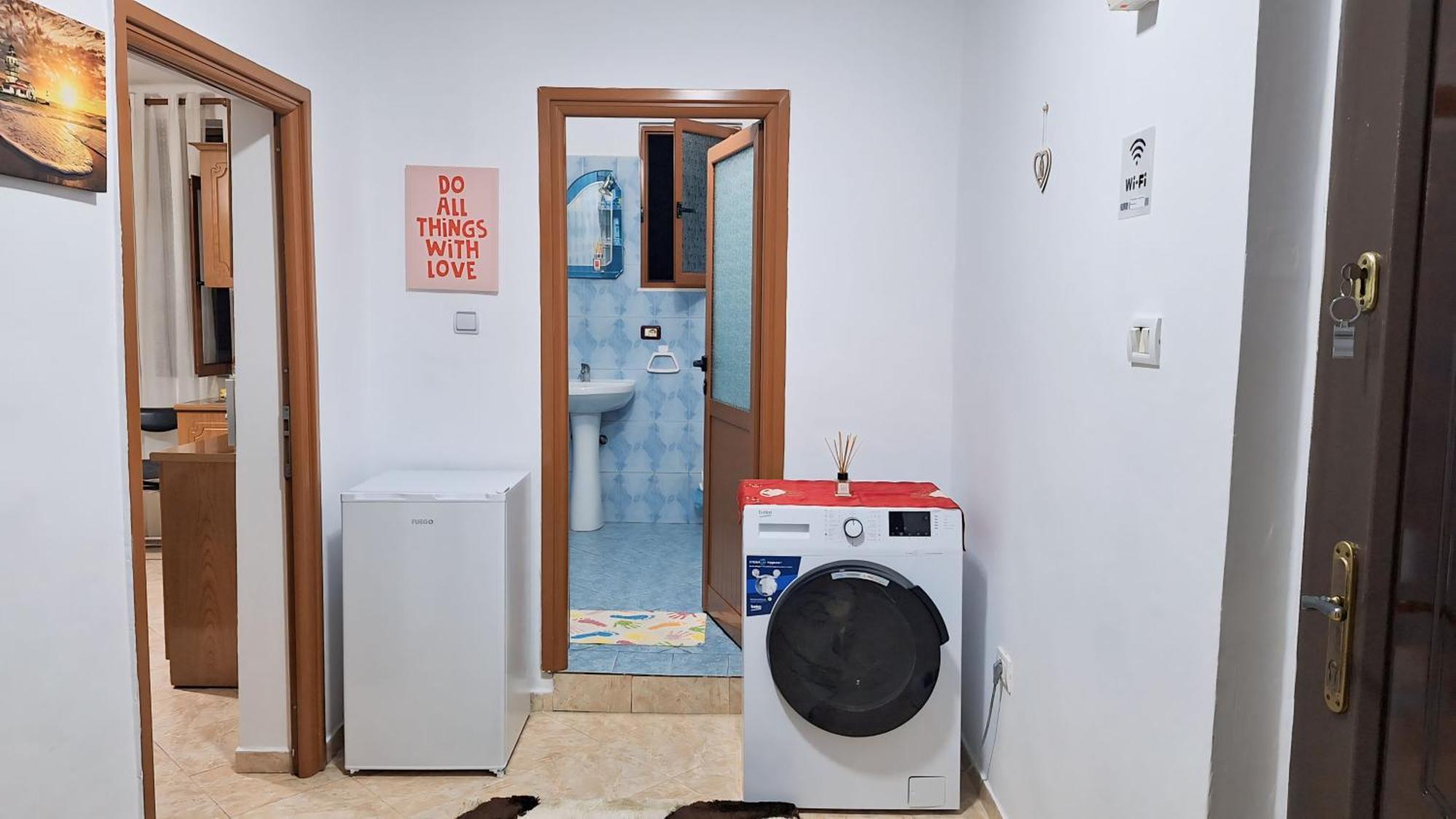 Promenade Apartment In City Centre 培拉特 外观 照片